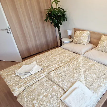 Apartment New Cozy 2 Pink 048 Bratislava